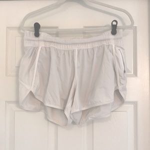 Lululemon Tracker shorts